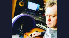 Singer-guitarist Simon McBride