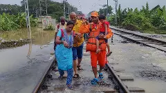 Stalin seeks Rs 2,000 Cr interim relief for rain-battered south TN districts