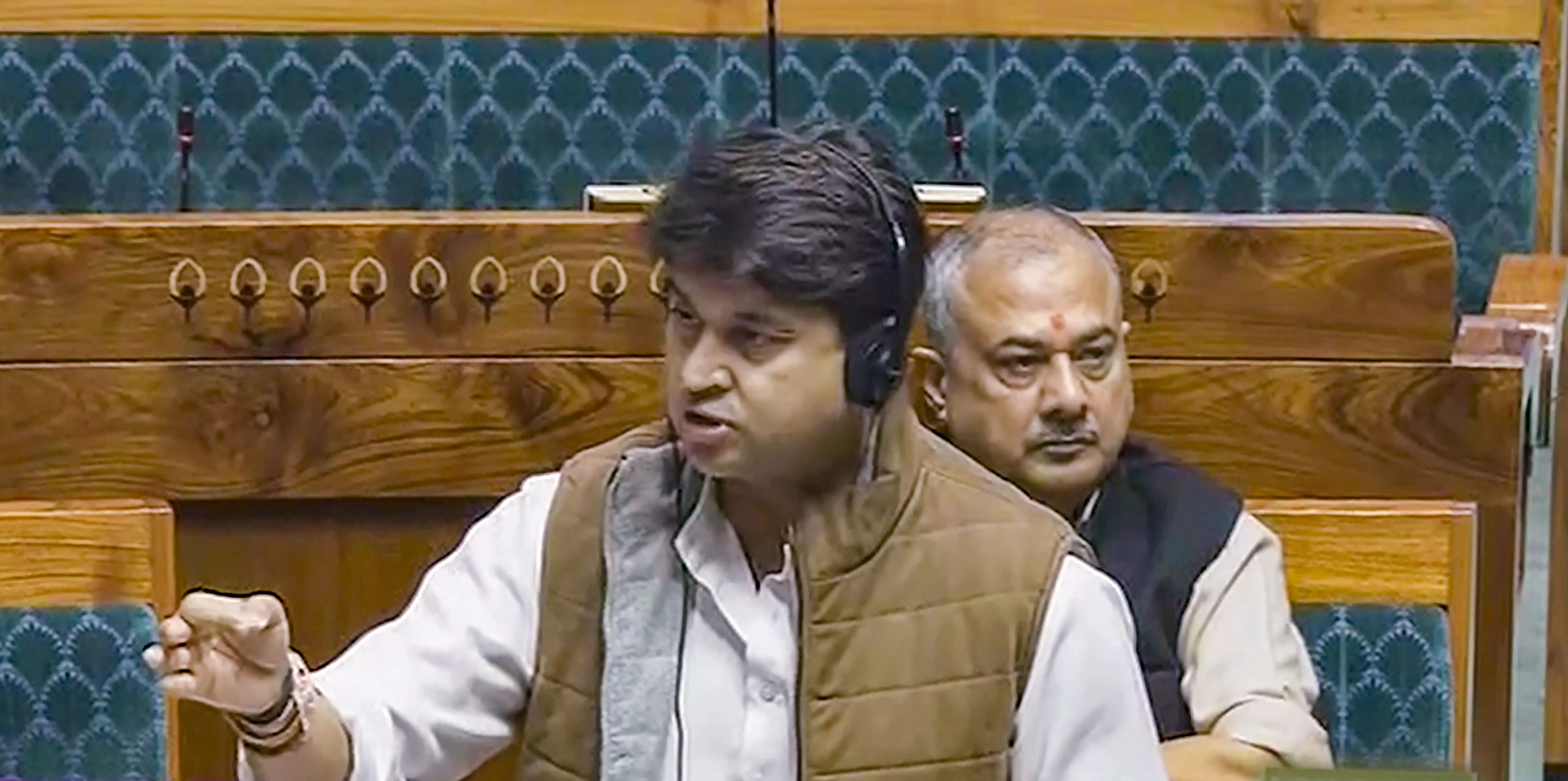 Congress doubts EVMs only when it loses elections: Jyotiraditya Scindia