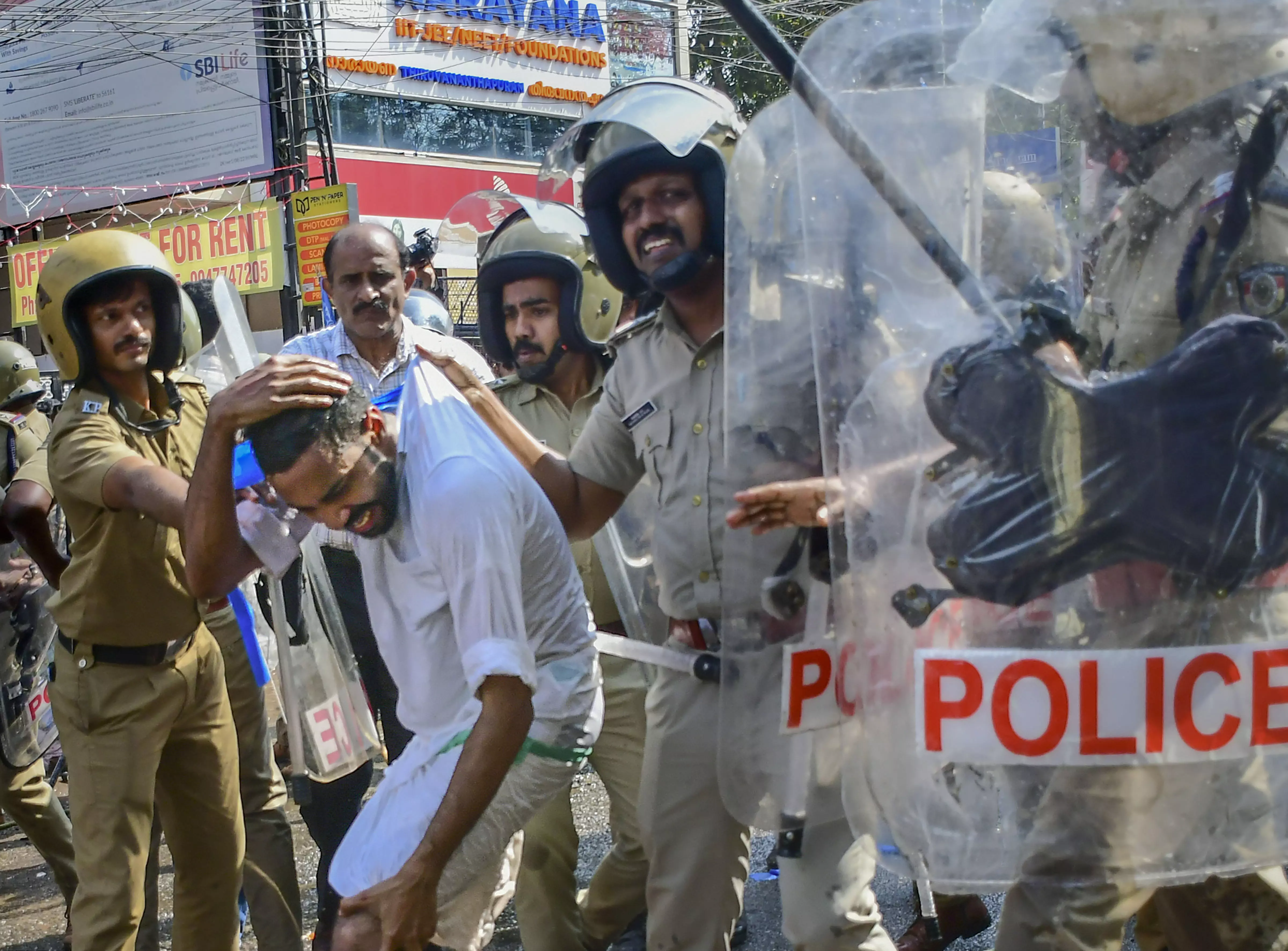 Tharoor writes to Speaker Om Birla over Kerala Police action at Congress rally