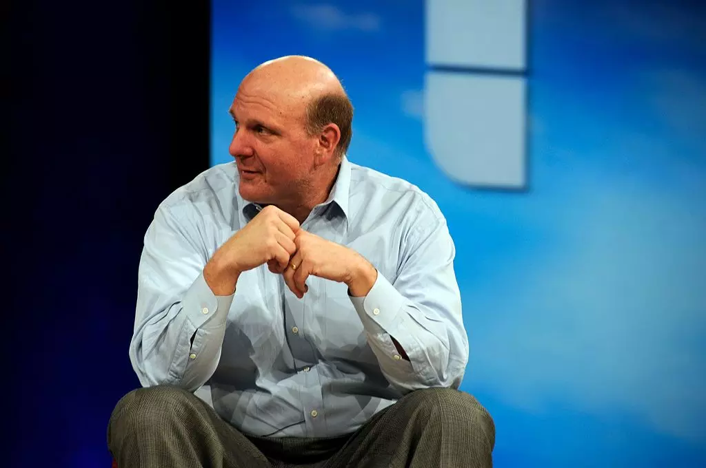 Ex-Microsoft CEO Steve Ballmer to get $1 bn in annual dividends