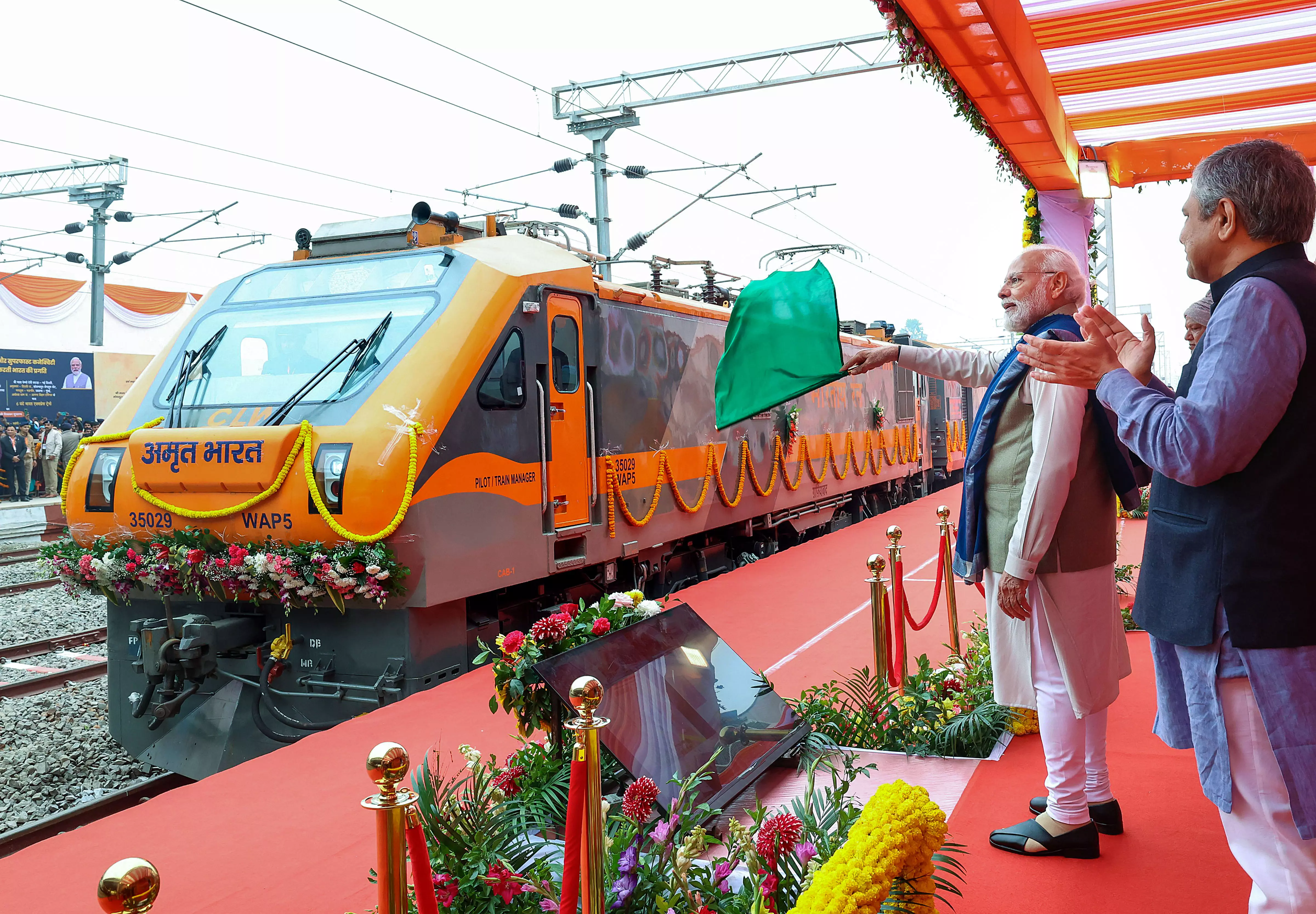 Routes of new Amrit Bharat, Vande Bharat trains PM launched from Ayodhya