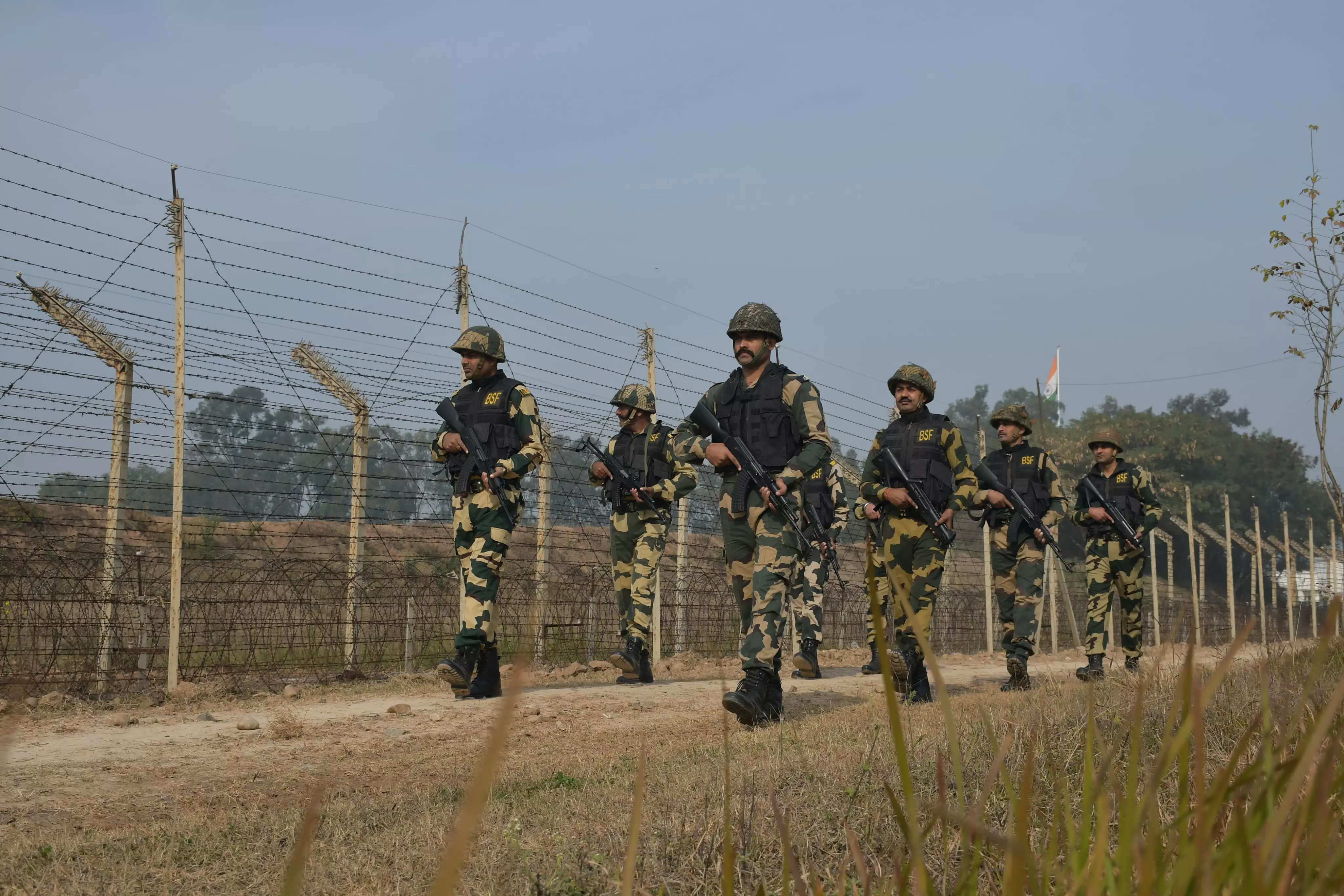 BSF reviews borders security, nabs 11 Bangladeshis while infiltrating into India