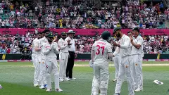 Warner ends Test career leading Australia to 3-0 sweep over Pakistan