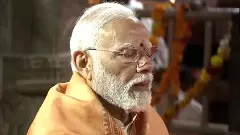 PM Modi visits Lepakshi temple in Andhra Pradesh, sings Ram bhajan