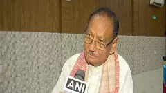 Odisha ex-CM Giridhar Gamang rejoins Congress along with wife, son