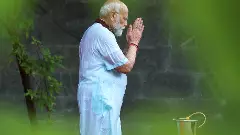PM Narendra Modi prays at Ramanathaswamy Temple, in Rameswaram