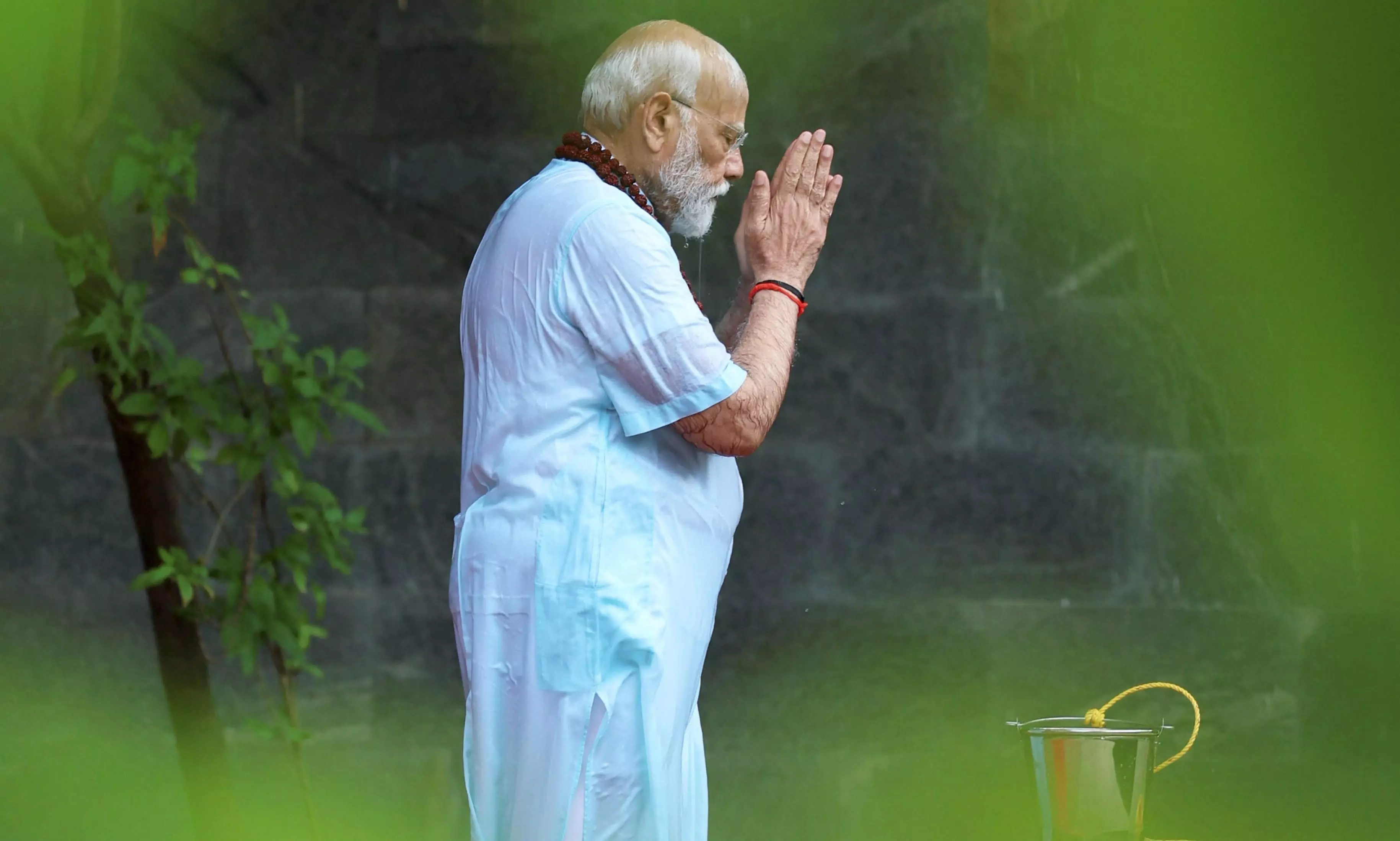 PM Narendra Modi prays at Ramanathaswamy Temple, in Rameswaram