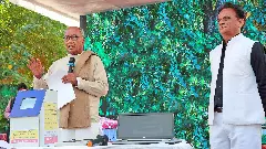 Digvijaya Singh again questions credibility of EVMs, wants VVPAT slips counted