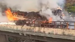 Truck in flames, Accident, Tamil Nadu