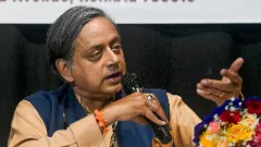 Tharoor calls Nitish Kumar a snollygoster after his latest volte-face