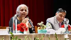 Centre may fix dividend target of Rs 70k cr from RBI, FIs in Budget