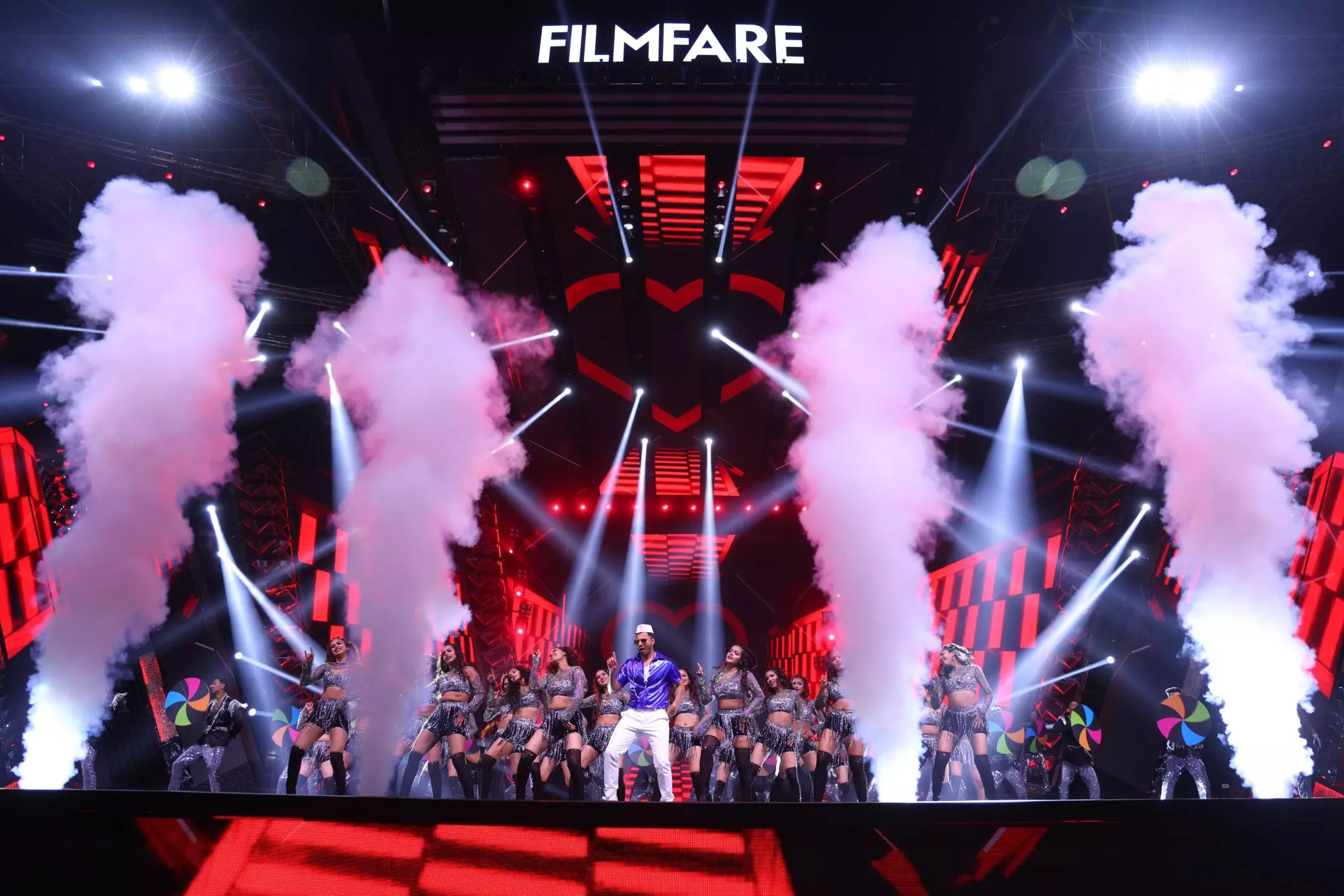 Bollywood descends on GIFT City as Gujarat hosts Filmfare Awards for first time