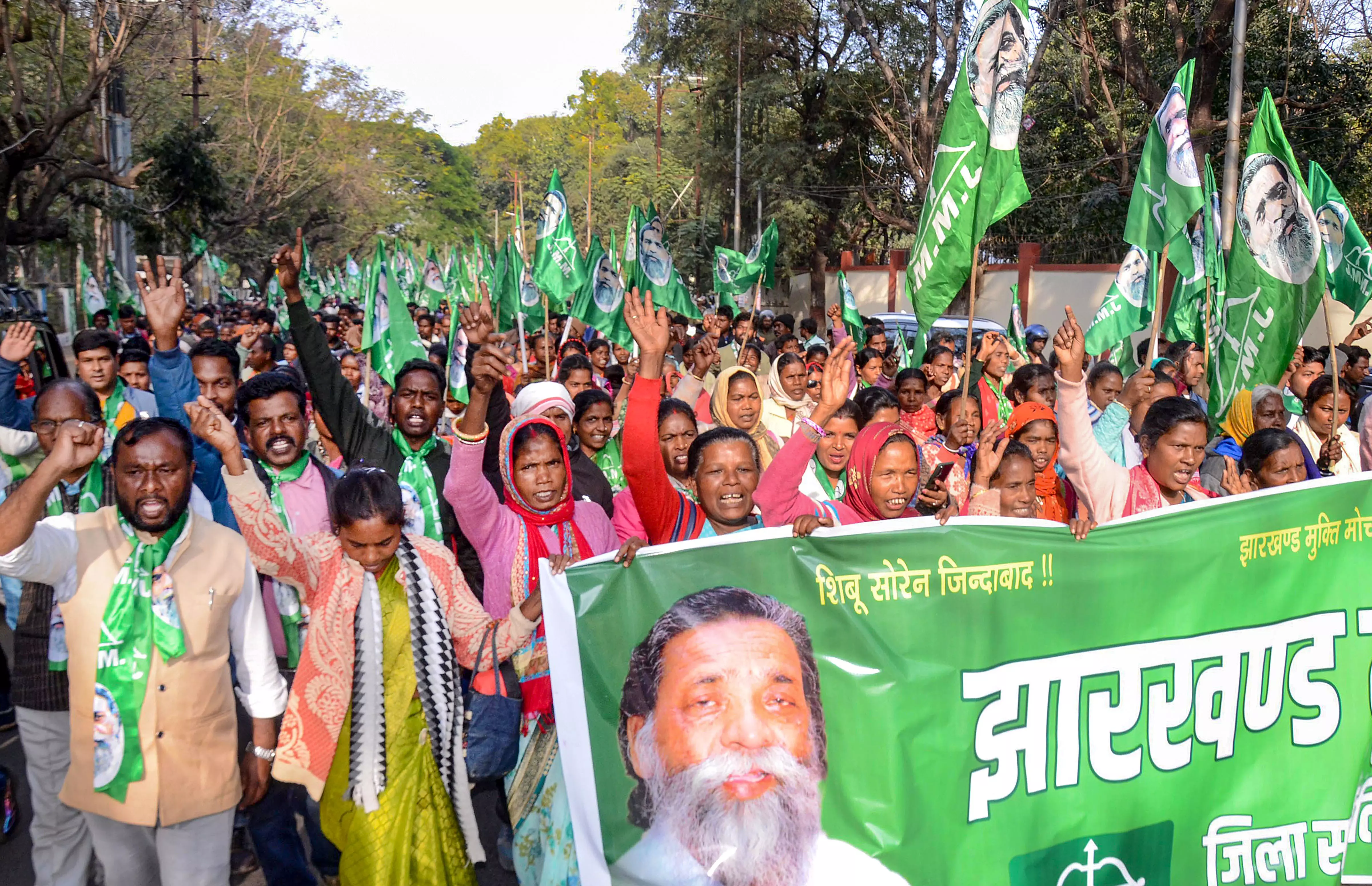 Jharkhand: Ruling coalition MLAs pledge support to Soren amid ED probe