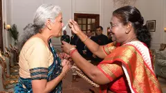 Blue Kantha saree, curd, sugar, and her shortest-ever speech