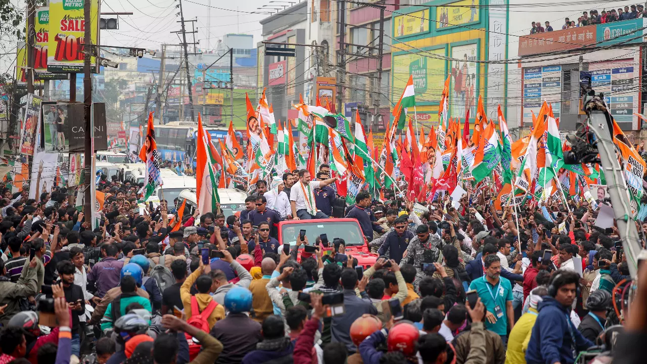 Bharat Jodo Nyay Yatra resumes from West Bengals Nabagram