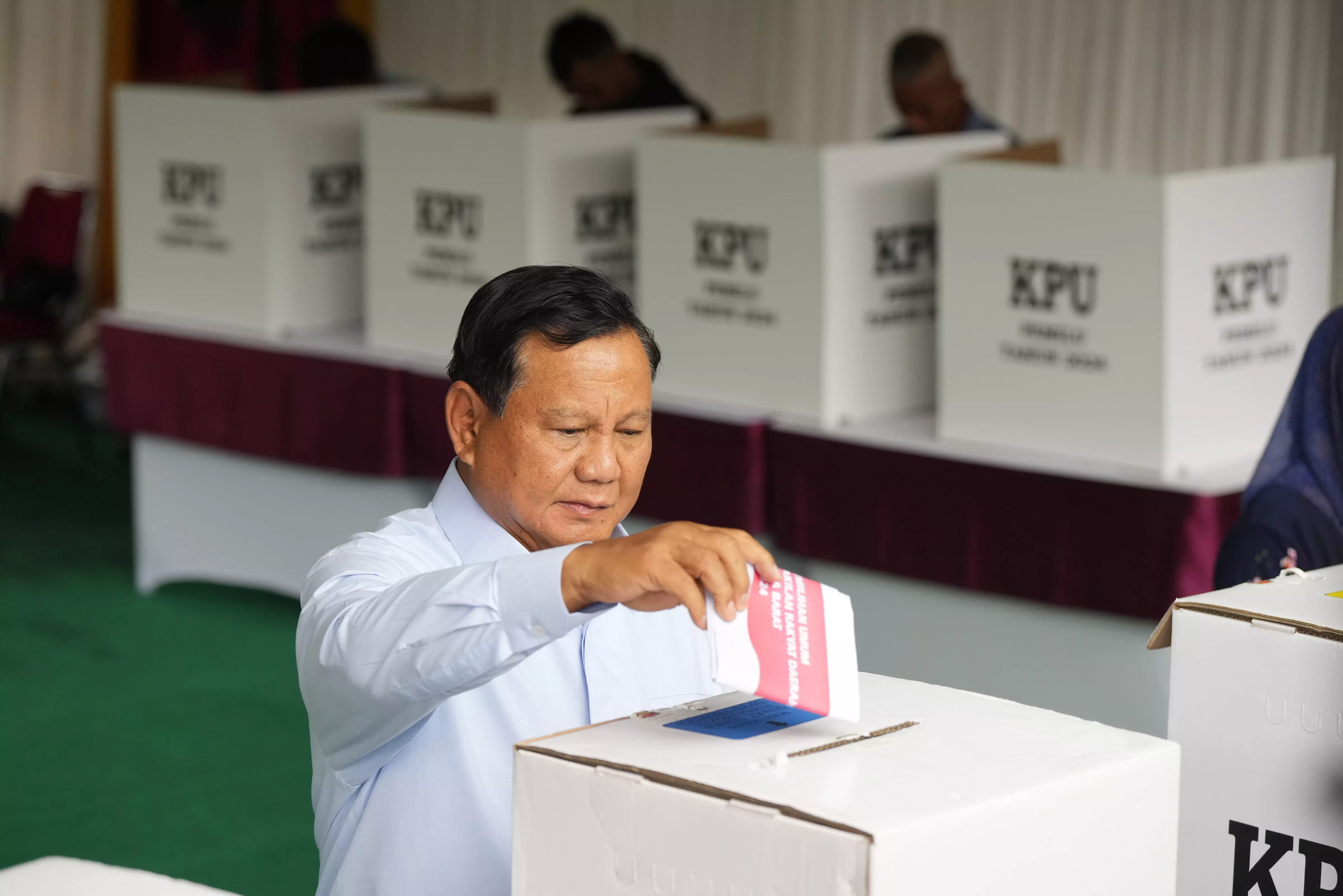 Who is Prabowo Subianto? ex-general set to be Indonesias next president