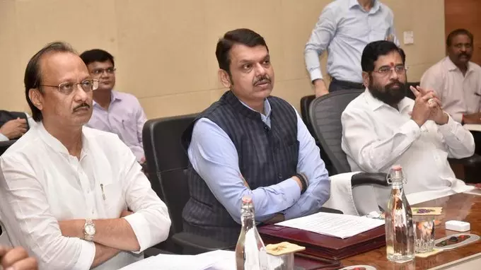 fadnavis pawar shinde