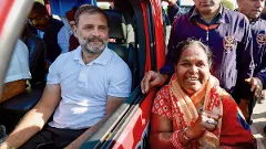 Rahuls journey met with Modi-Modi chants in MP; he halts convoy to engage with BJP supporters