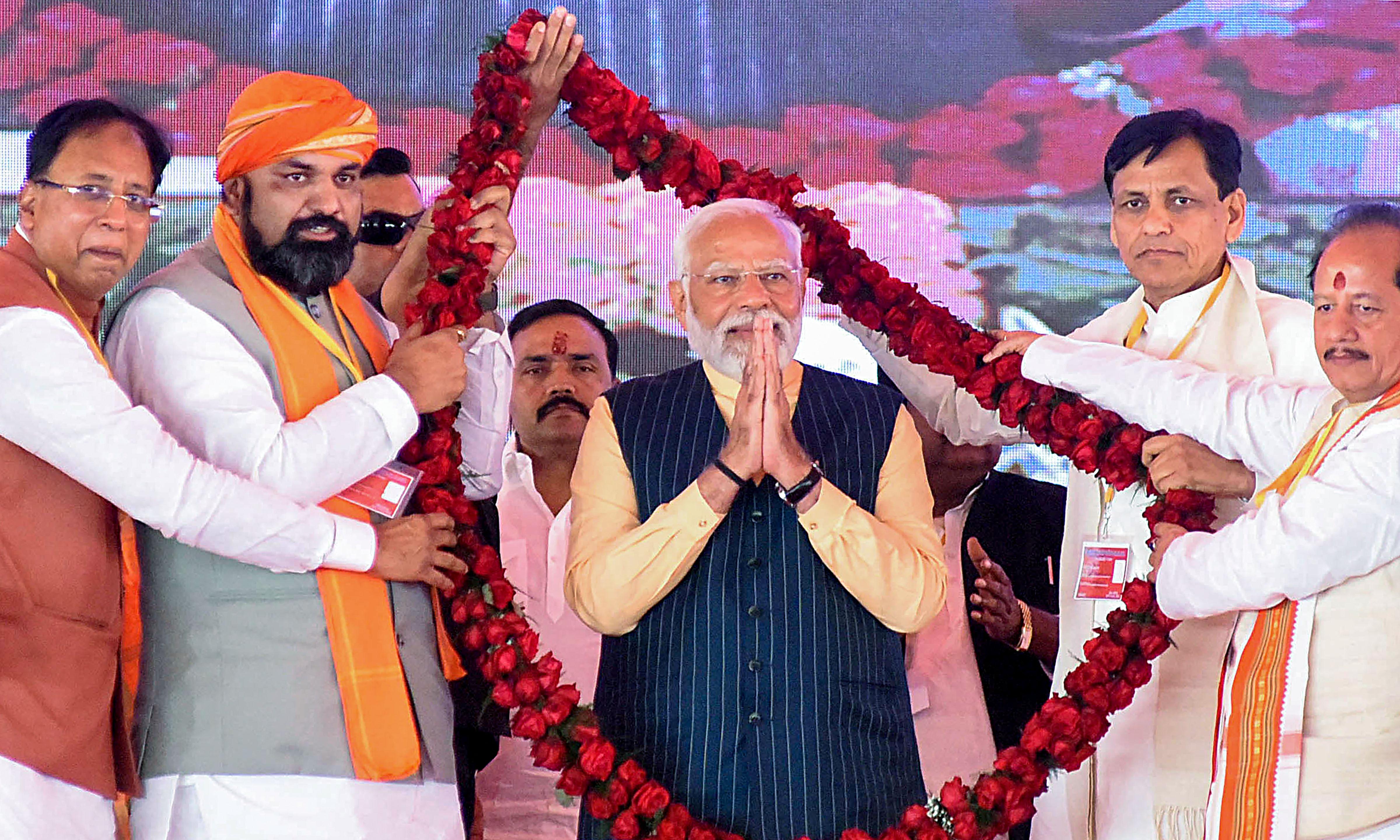 At Bihar rally, PM Modi claims RJD supremo Lalu Prasad and family ...