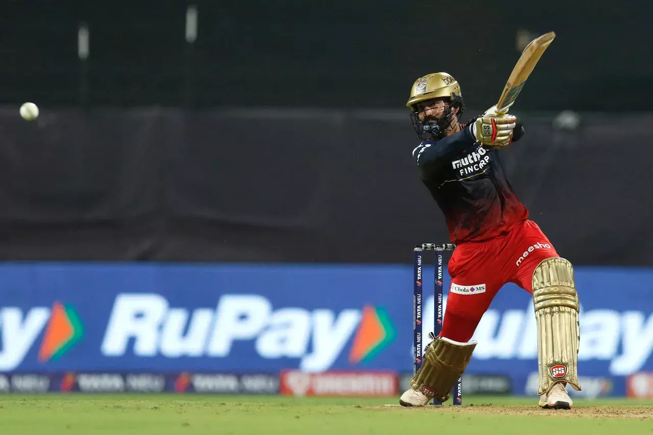 IPL 2024: RCBs Dinesh Karthik to retire after season