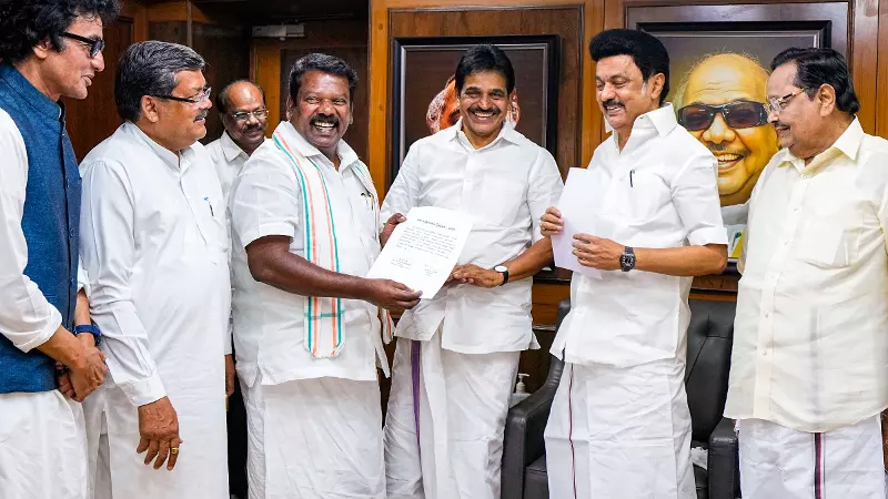 Congress, DMK, Stalin, Venugopal, Selvaperunthagai