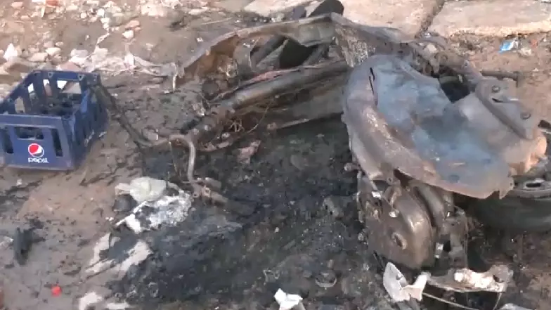 Karnataka: Angry farmers resort to vandalism after chilli prices fall in Haveri district