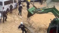 Farmers in Belgium disrupt traffic to major ports in protest of environmental rules