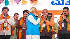 Prime Minister Narendra Modi being greeted by BJP leaders during a public meeting ahead of Lok Sabha elections, in Kalaburagi, Karnataka on Saturday | PTI