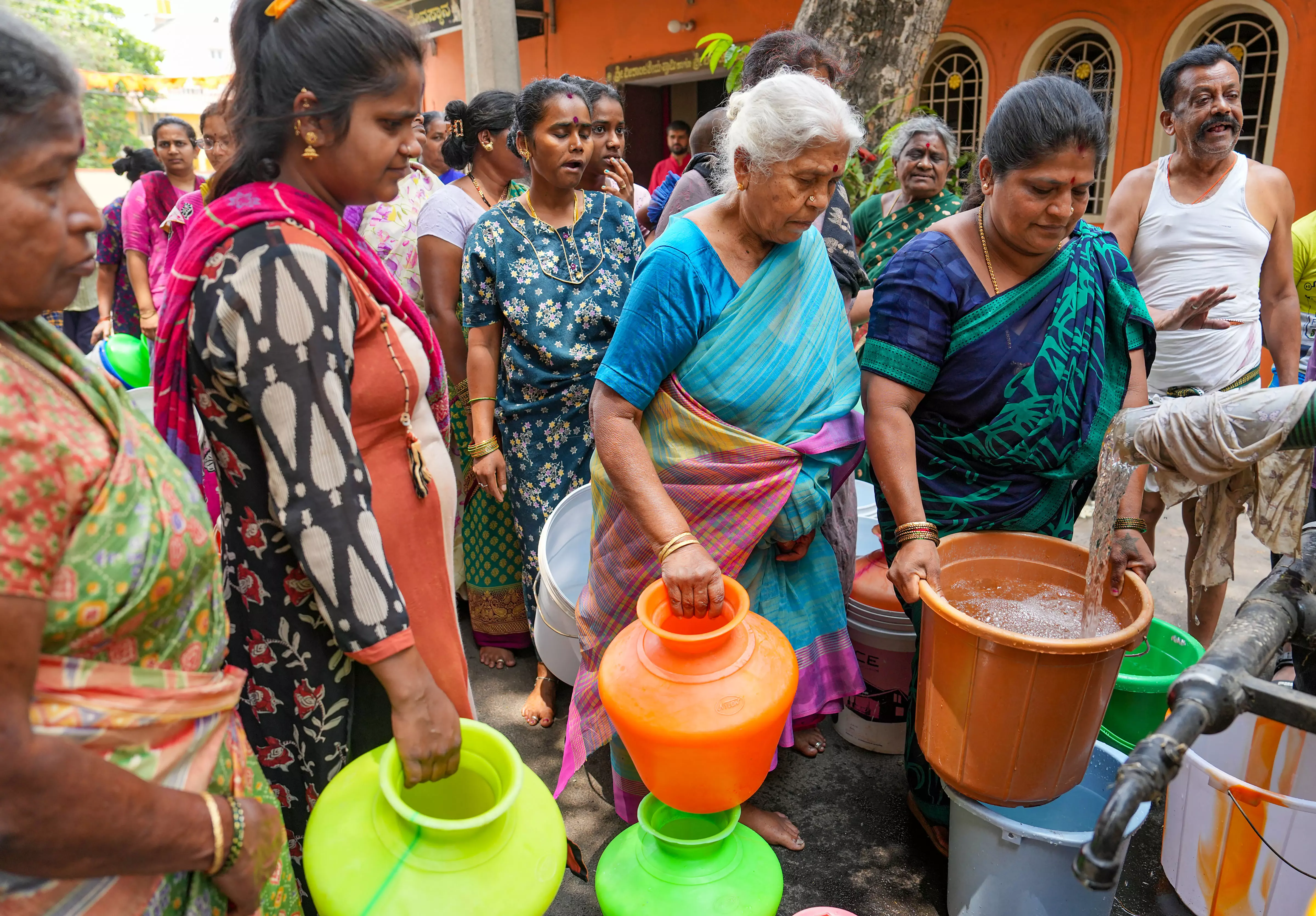 Bengaluru water crisis: Govt works out alternatives, imposes strict curbs