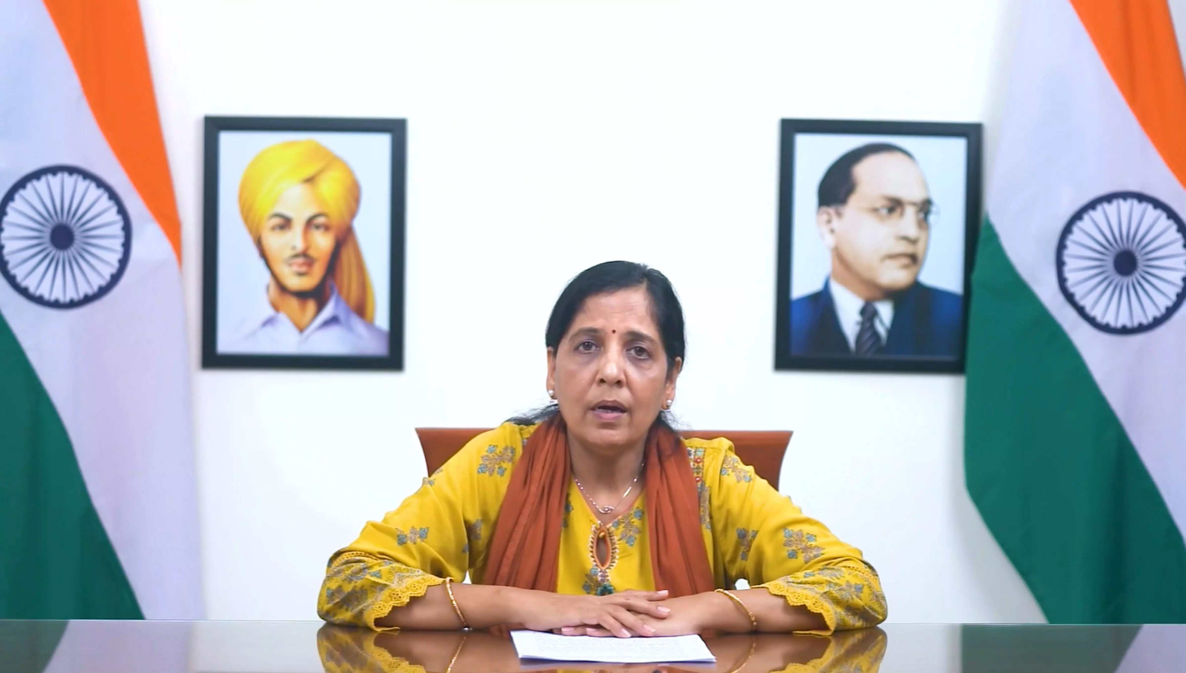 AAP convener in prison, Sunita Kejriwal may campaign for party in Gujarat