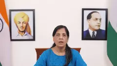 Kejriwals wife launches WhatsApp campaign to garner support for AAP leader