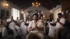 Election ads get ugly, BJP mocks family of robbers, Rahul slams Papa of propaganda