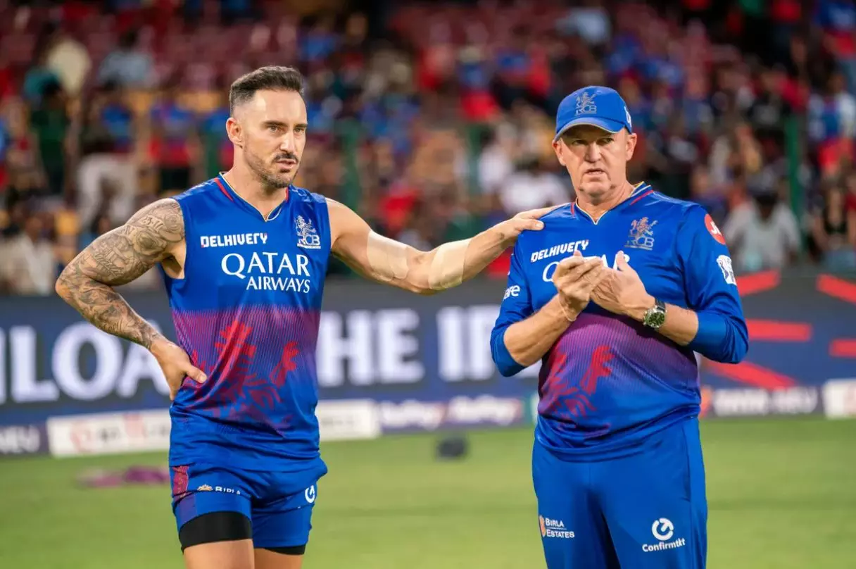 Royal Challengers Bengalurus (RCB) captain Faf du Plessis (left) and coach Andy Flower