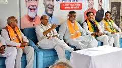 Comparing Rahul Gandhi with Dhoni, Rajnath Singh says he is best finisher of Indian politics