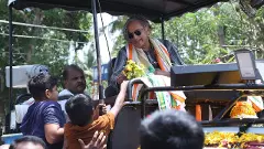 Tharoor-Congress rift