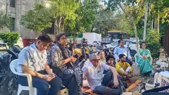 TMC leaders detained outside EC office, continue dharna at police station