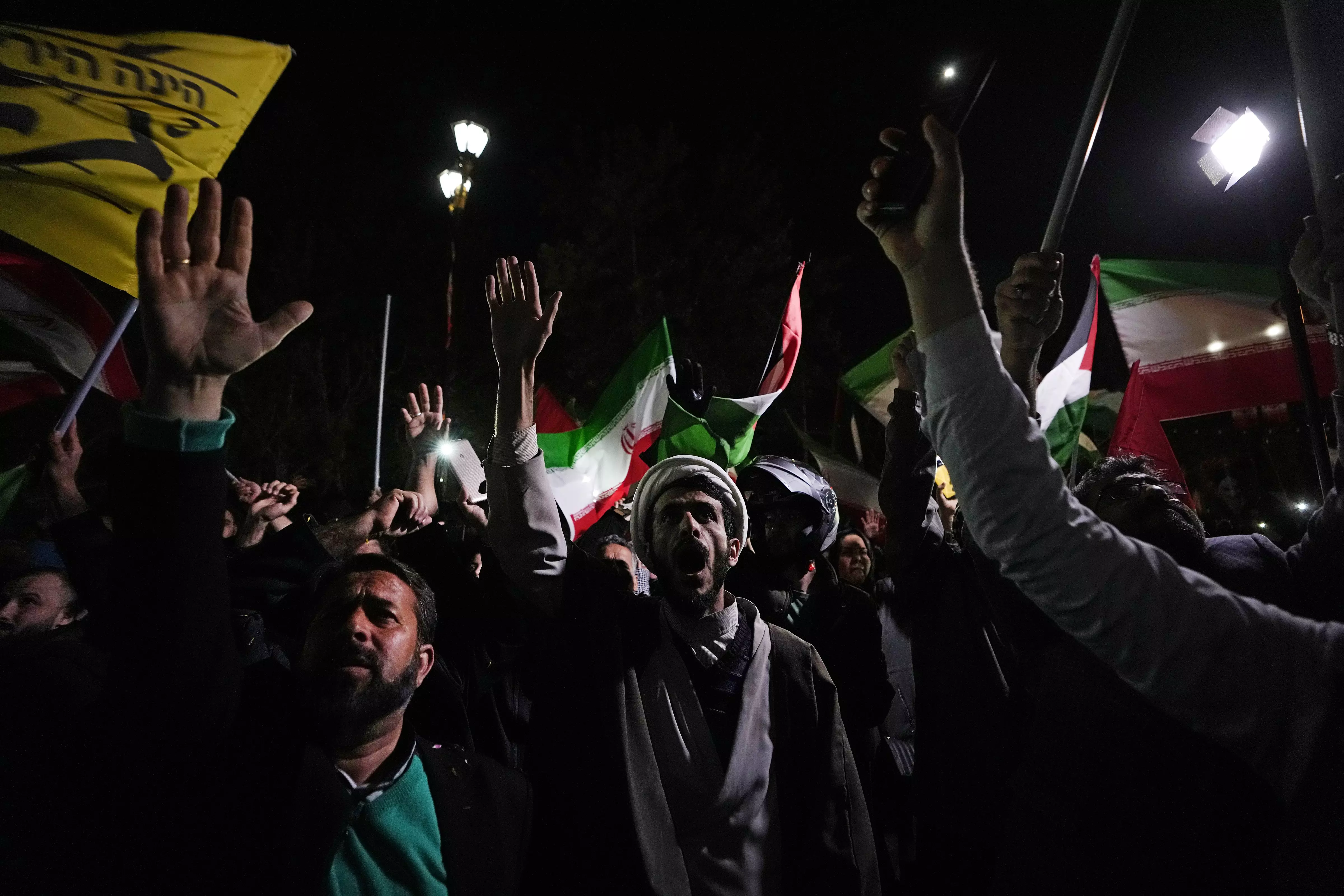 Iran gives a menacing reply as Israel says it will retaliate; world leaders urge restraint