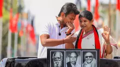 udhayanidhi and kanimozhi