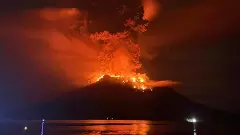 Tsunami alert after Indonesia volcano erupts, thousands told to leave