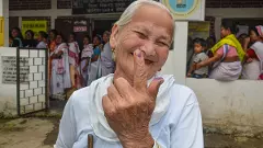 Election LIVE | First phase records 62% voter turnout; violence, EVM glitches affect voting