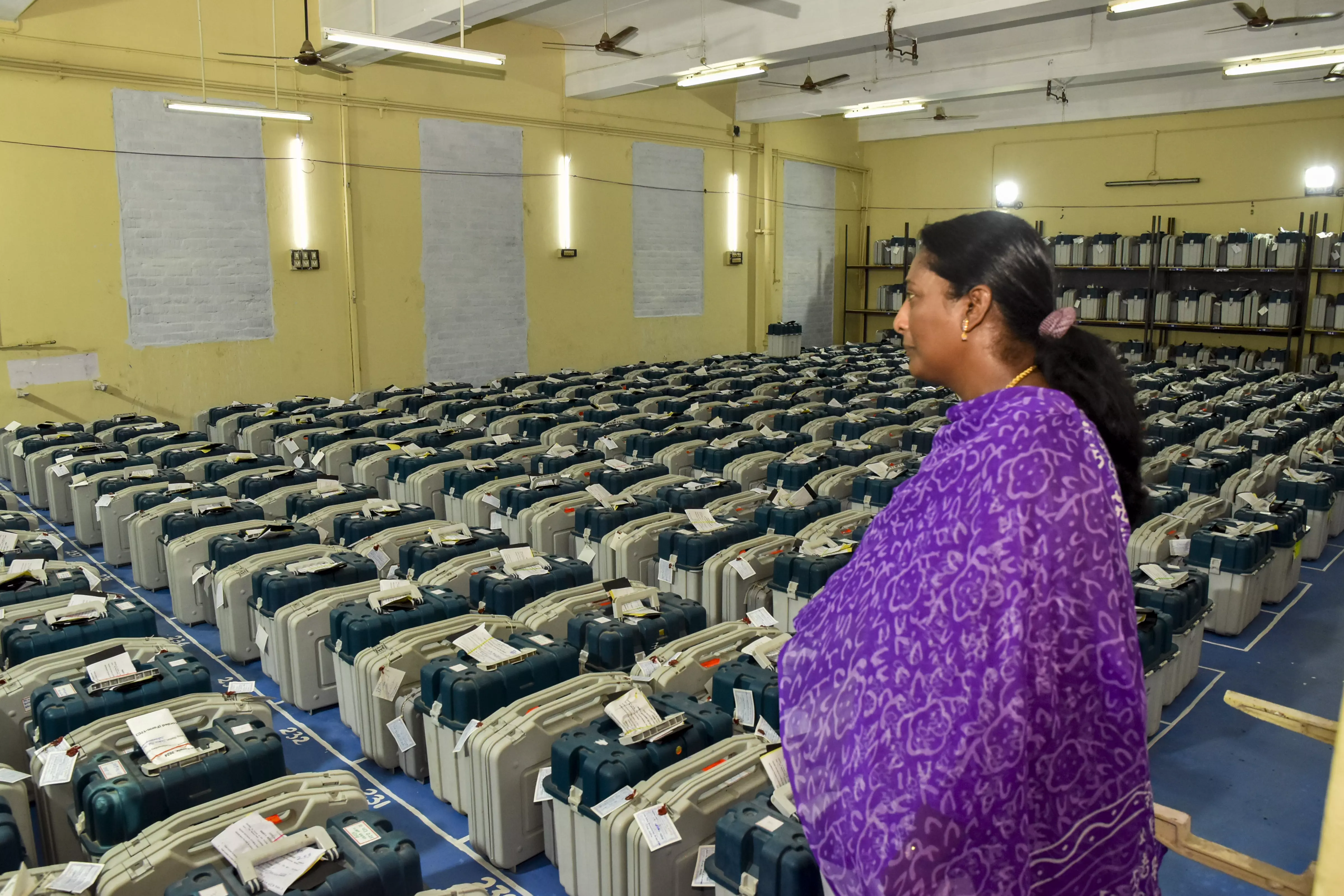 Indias electronic voting machines have a trust problem