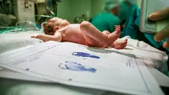 Newborn Baby, hospital, birth room, foot steps, Childbirth, Labor - Childbirth, Cesarean Section.