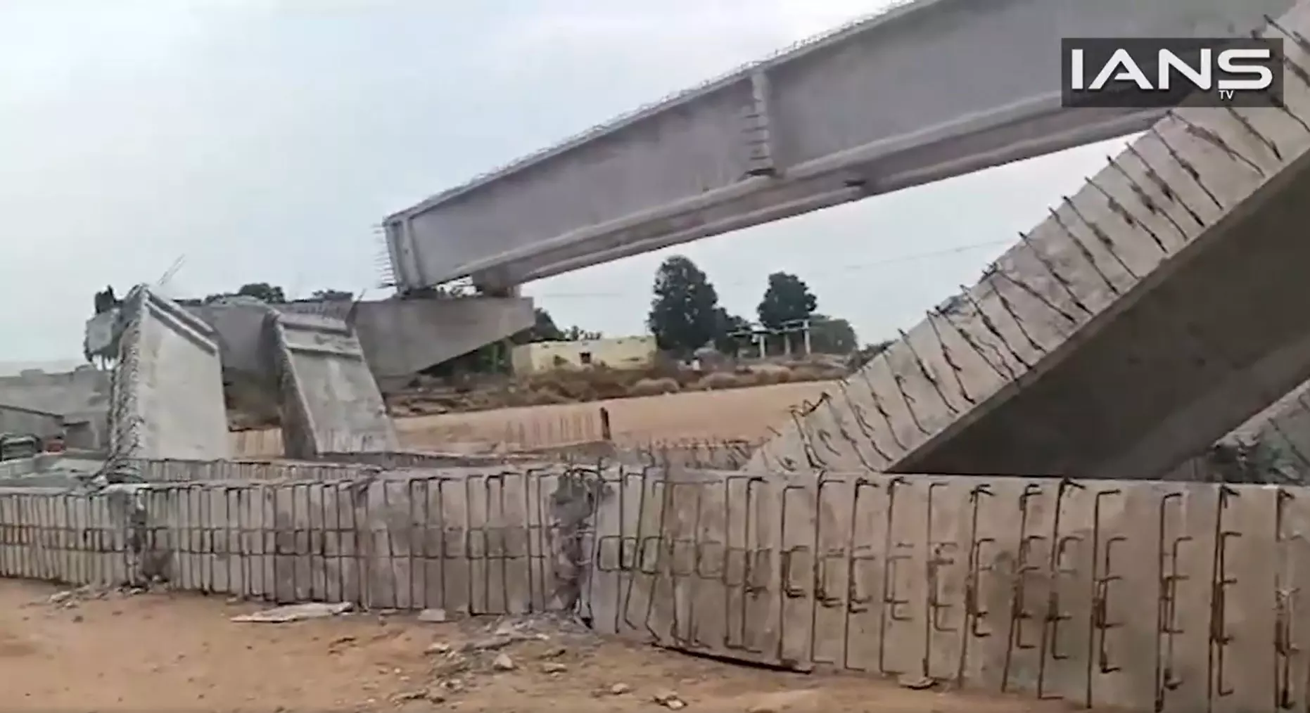 1-km Telangana bridge, under construction for 8 years, toppled by wind