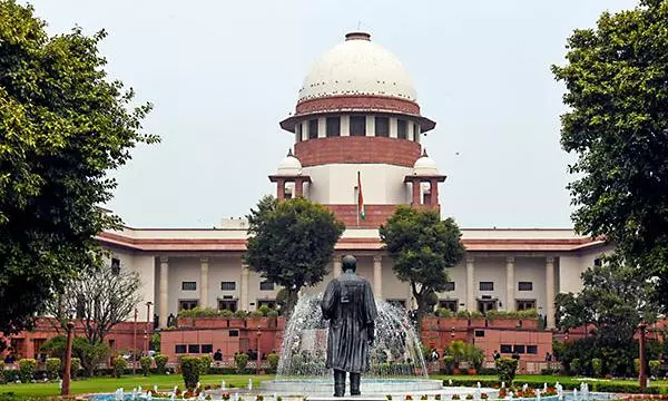 Sambhal mosque well row: SC orders status quo, issues notices