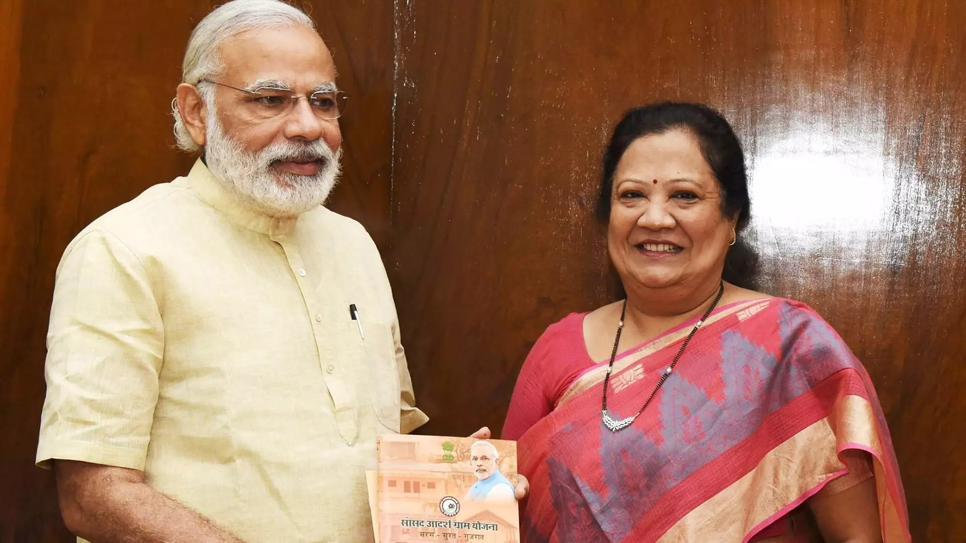 Darshana Jardos with PM Modi.