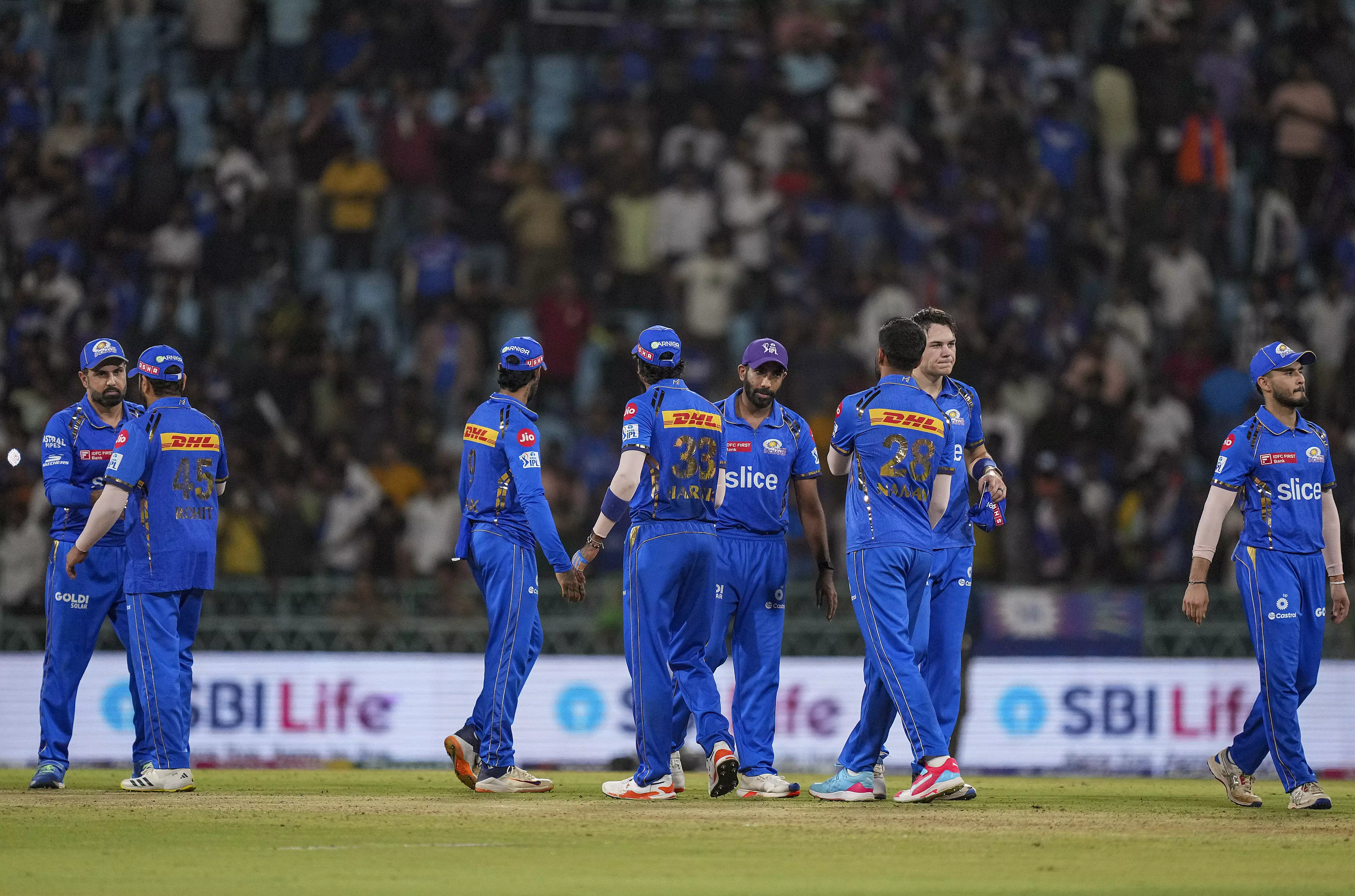 Pandya and all other MI players fined for slow over-rate offence in match against LSG