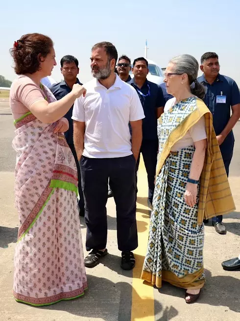 Sonia, Rahul and Priyanka Gandhi at the Fursatganj Airfield in Amethi. Photo: The Federal