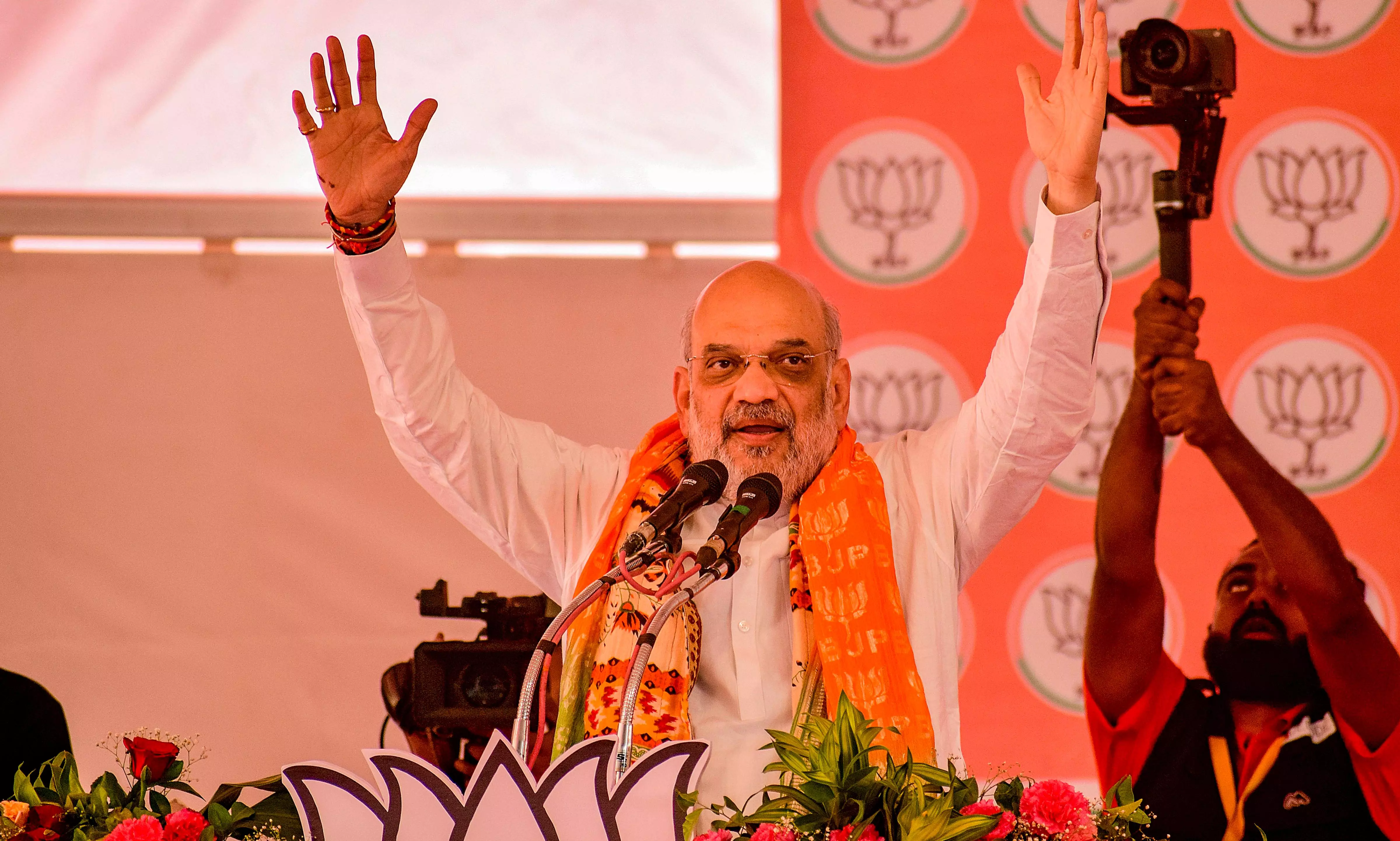 Rahul will be defeated in Raebareli, after that he should settle down in Italy: Amit Shah