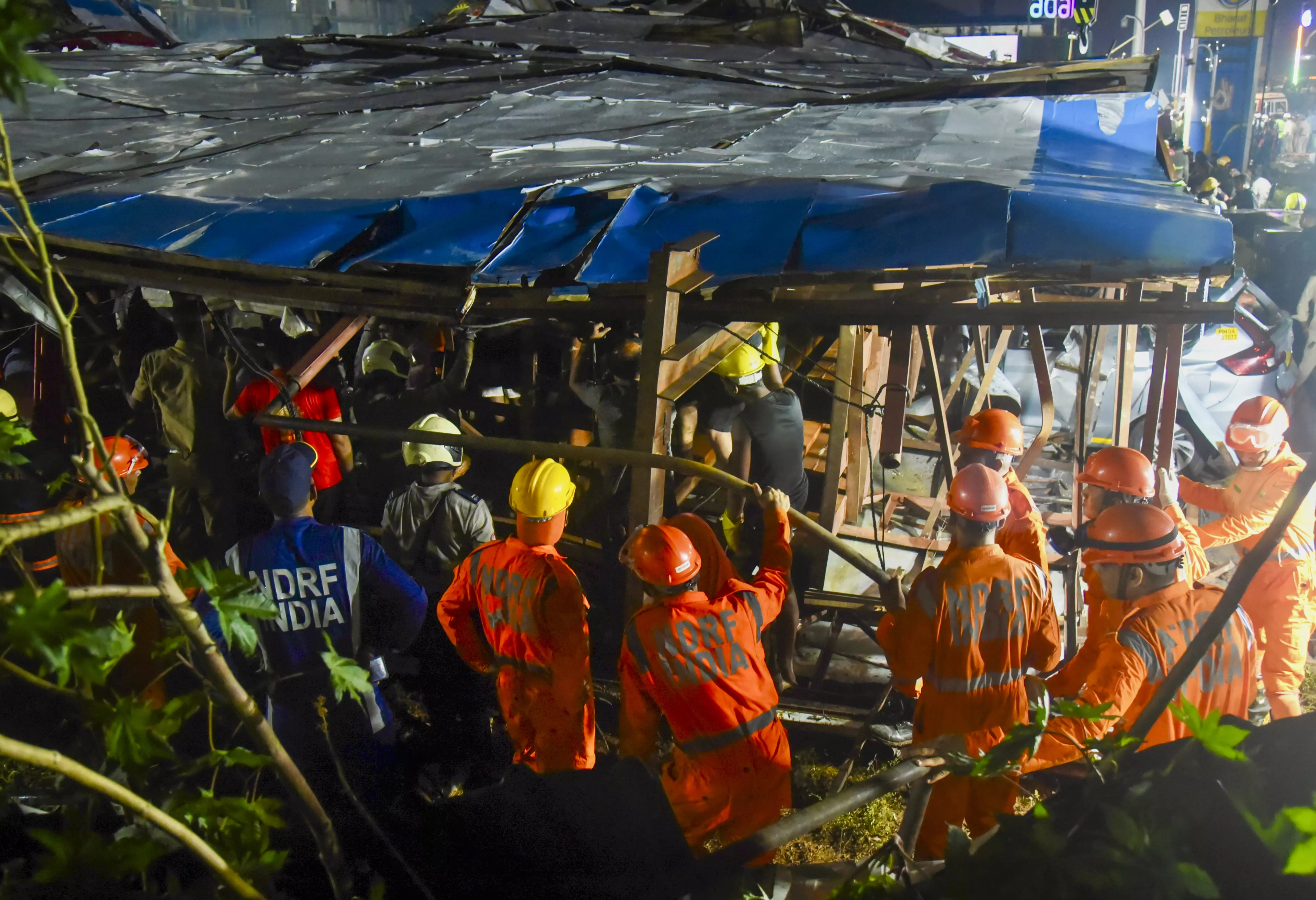 Mumbai billboard collapse death toll mounts to 14; case registered against ad agency